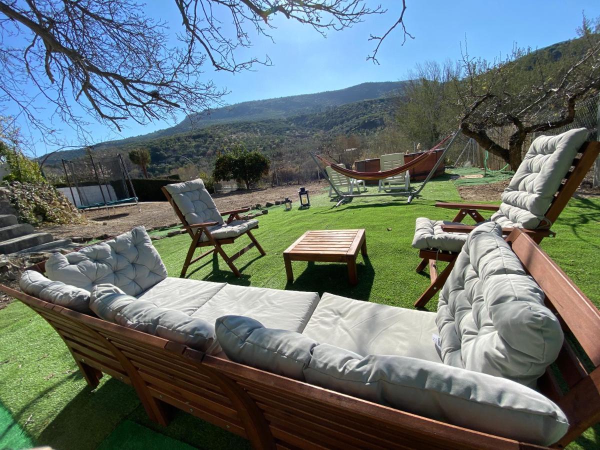 La Huerta Del Castillo Con Su Caz De Agua - Enjoy Life & Relax Castillo de Locubín Eksteriør billede